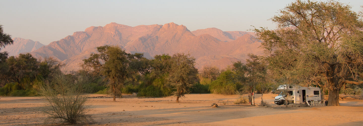 Beste Reisezeit für Namibia – Camping, Safari und Tierbeobachtungen