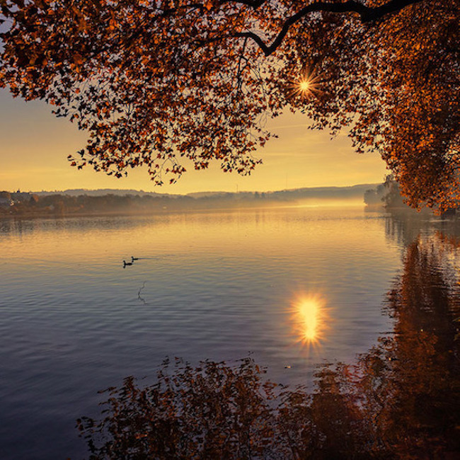 Der Baldeneysee bei Sonnenuntergang