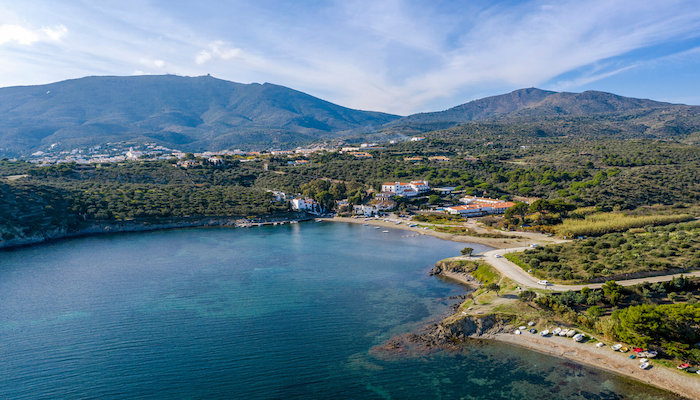 Port Lligat en la Costa Brava, Cataluña en España.