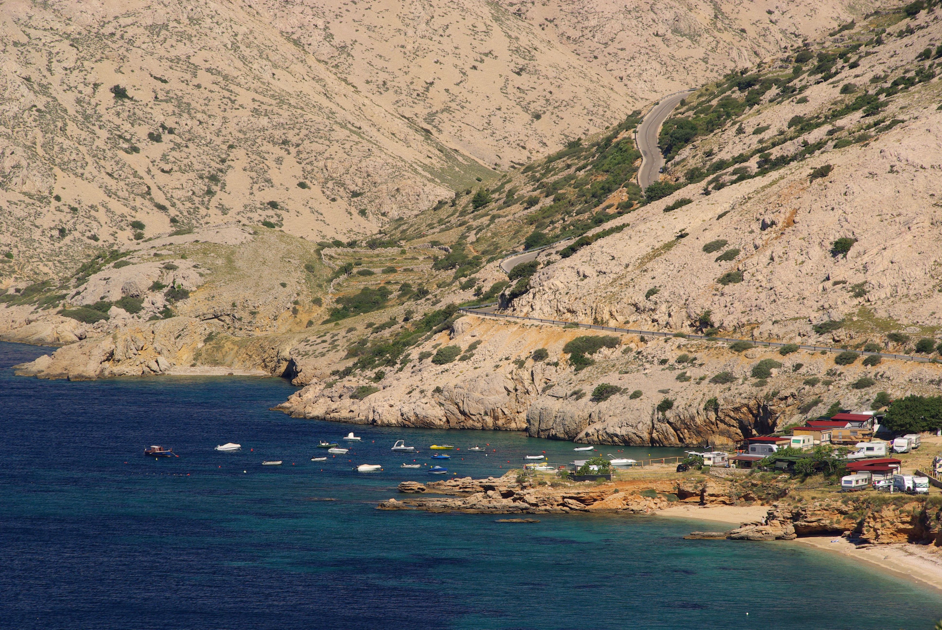 Wohnmobile am Meer an der Adria Magistrale