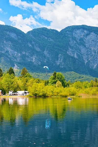 Wohnmobile in Slowenien am See
