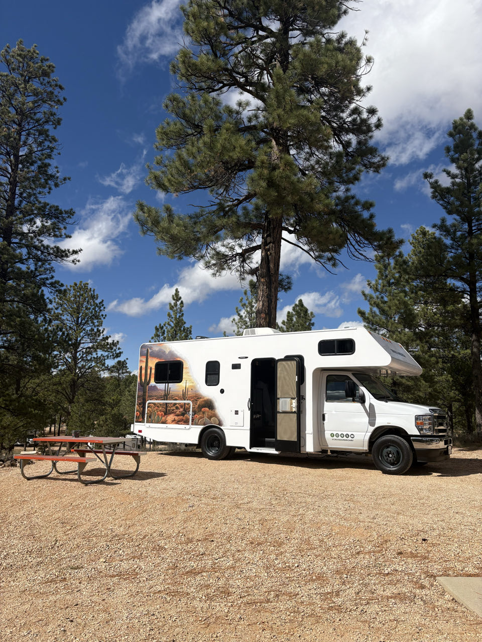 Wohnmobil im Zion-Nationalpark im Südwesten der USA