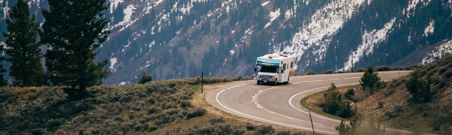 Welche Wohnmobilversicherung ist die beste für meinen Mietcamper?