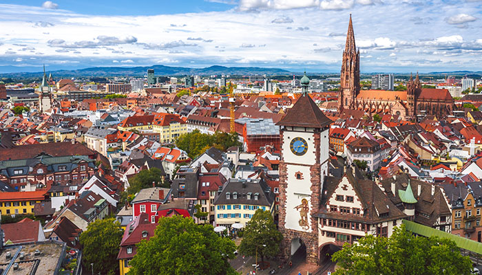 Blick auf die Altstadt von Freiburg im Breisgau