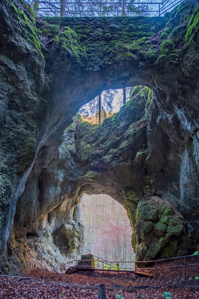 Wanderung durch Schluchten in der Fränkischen Schweiz