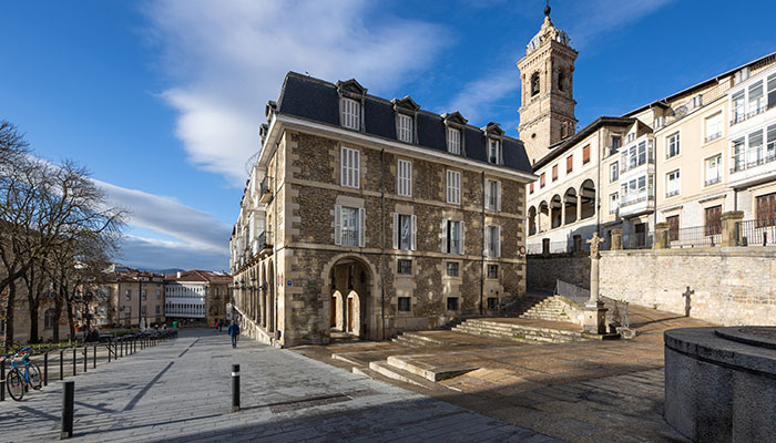 Vista del casco antiguo de Vitoria-Gasteiz, España