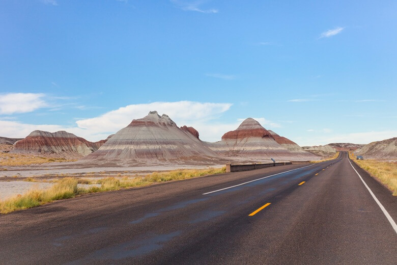 Bunte Felsen in der Painted Desert in den USA
