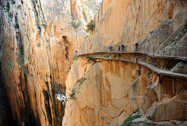 Caminito del Rey in de Gaitanes-kloof, Álora, provincie Malaga, Spanje.