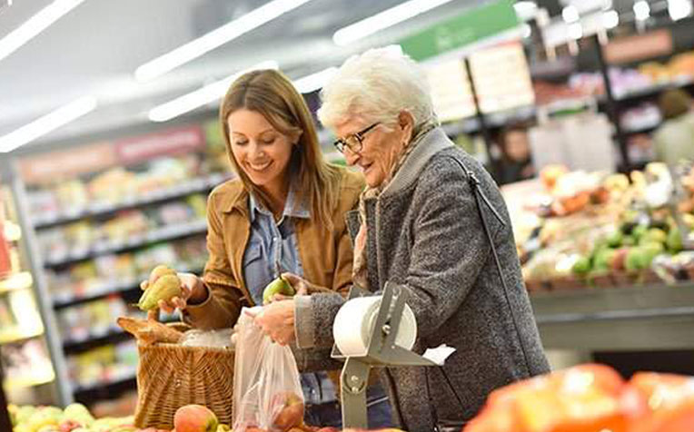  Accompagnare anziani a fare la spesa