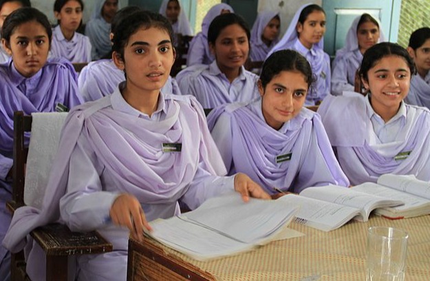 Sex girls school in Karachi