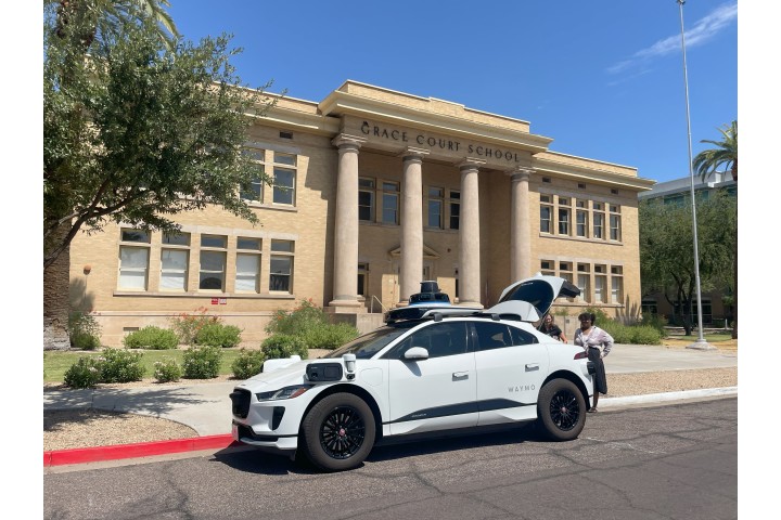 Waymo delivers lunch to schools as part of partnership with Million Dollar Teacher Project