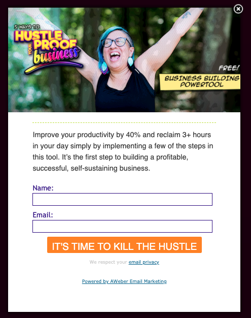 How Minessa Konecky uses Podia and Interact for her hustle-free business