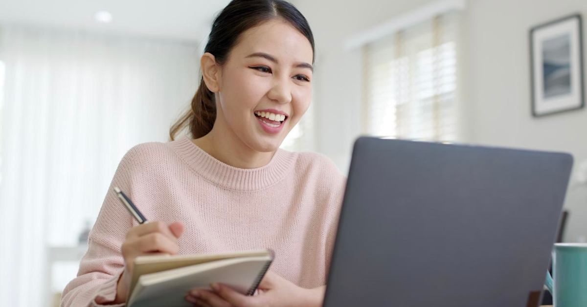 Overview of popular online community platforms for small business owners