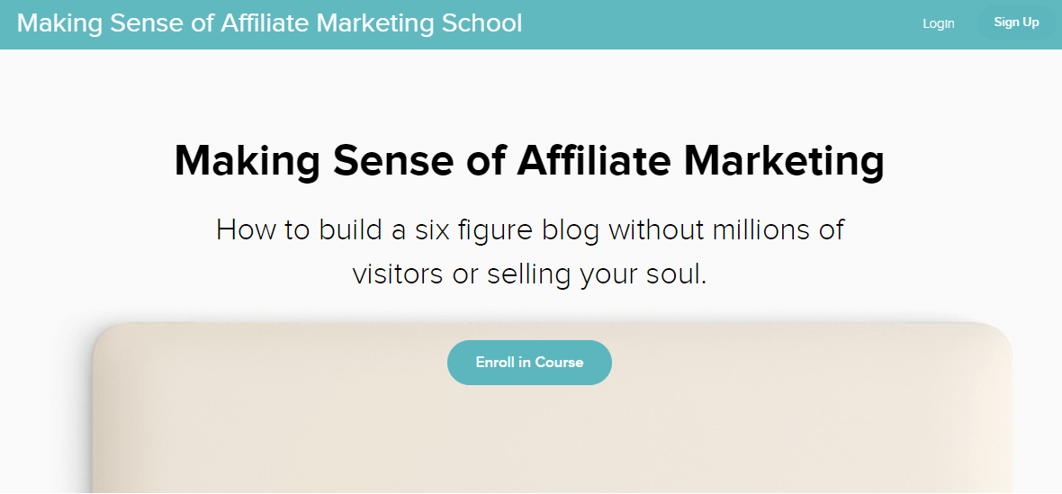 Online course vs. Membership site: Which should you create?