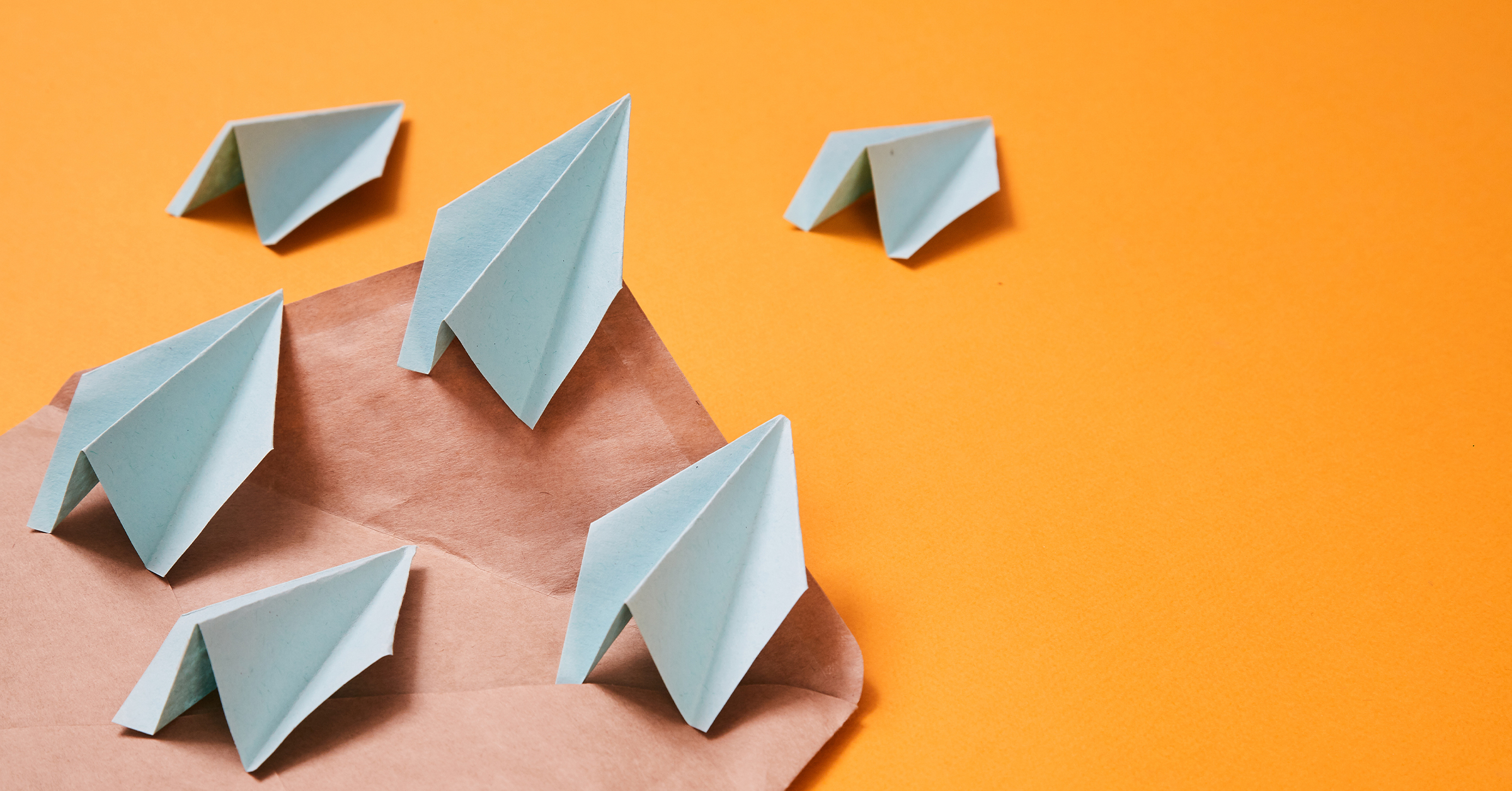 SEO: 6 examples of successful email courses and how to copy them