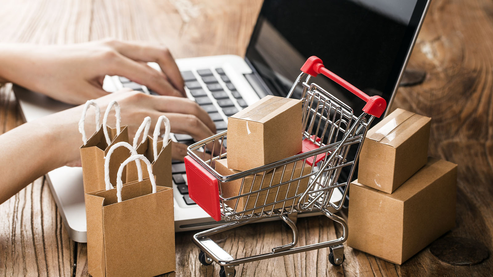 best-features-softwares-digital-downloads