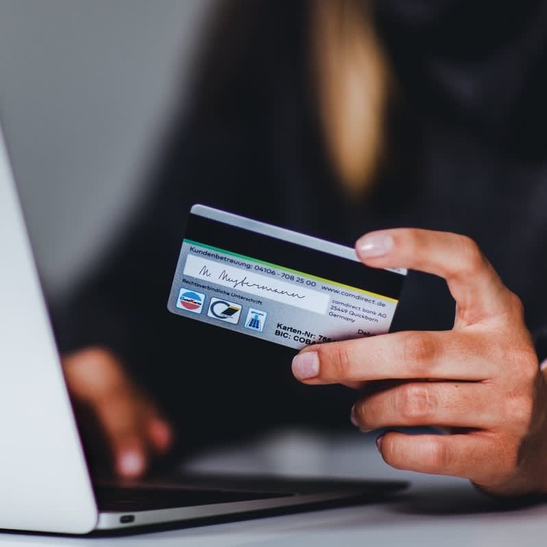 What’s the best way to transfer money abroad from the UK?