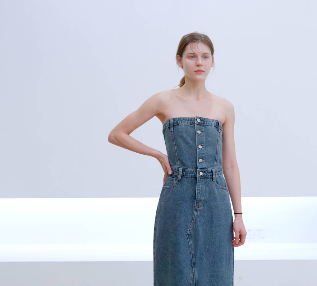 How Saturday Club sells global from Singapore with Airwallex