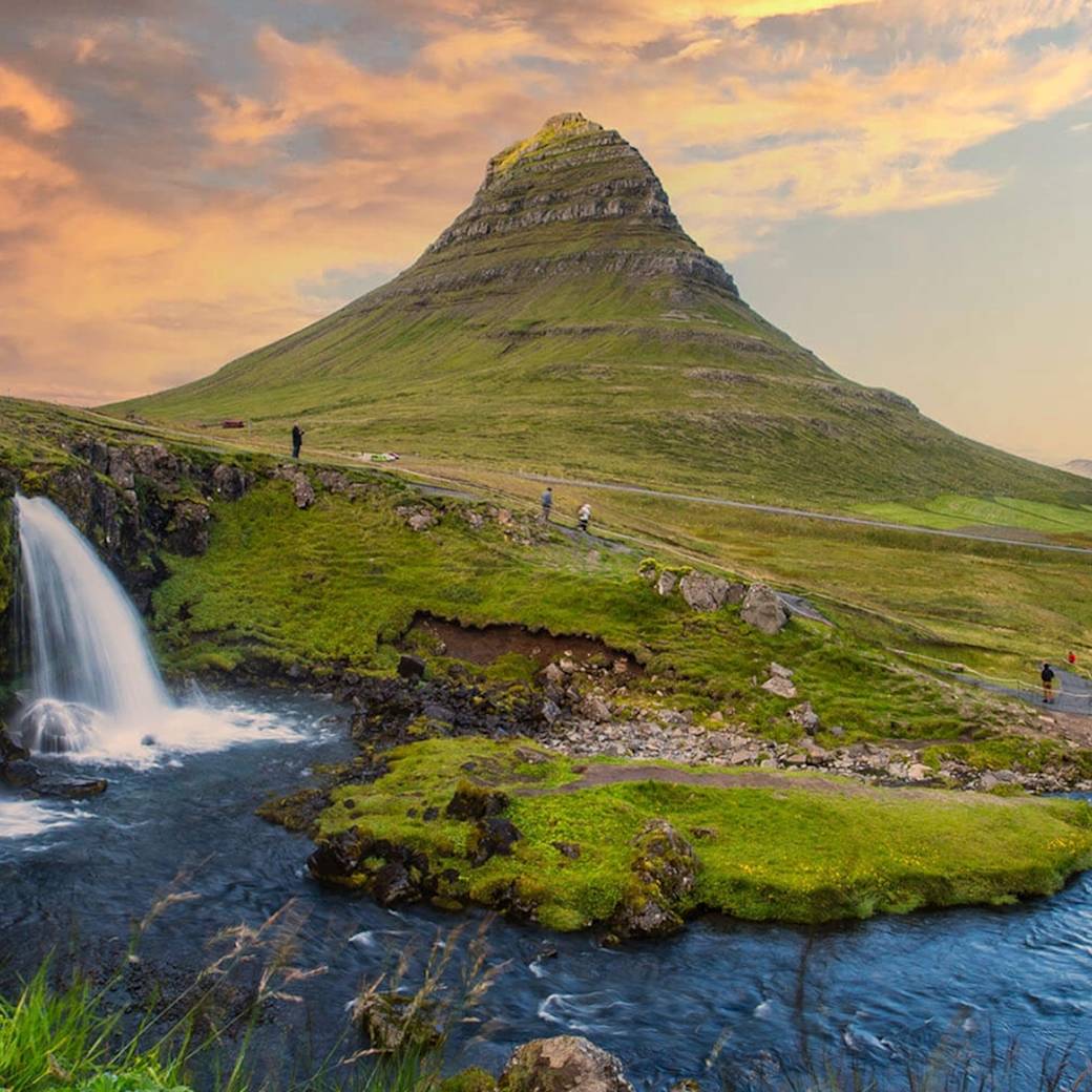 Tenon Tours brand image for Airwallex case study