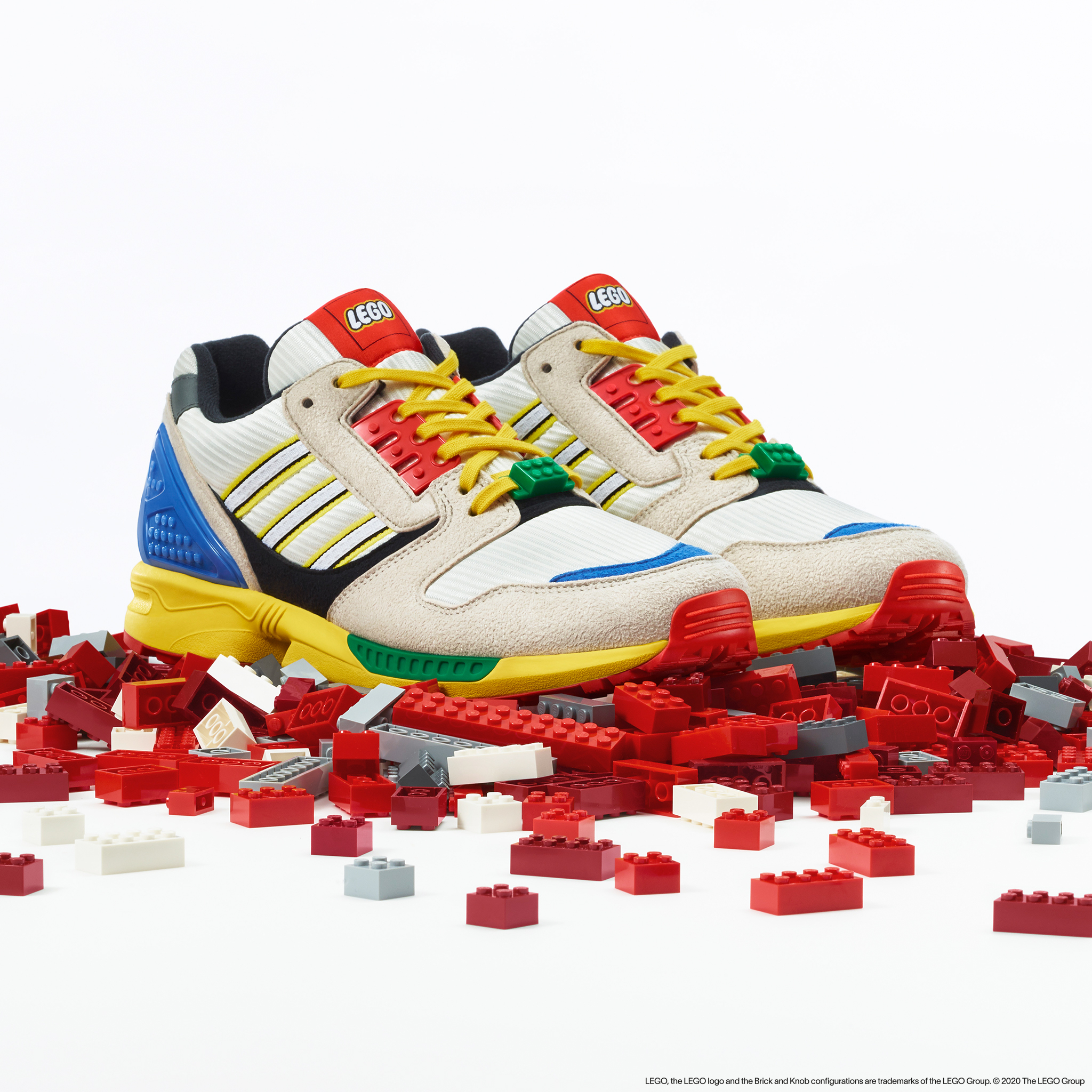 Adidas originals x lego zx online 8000