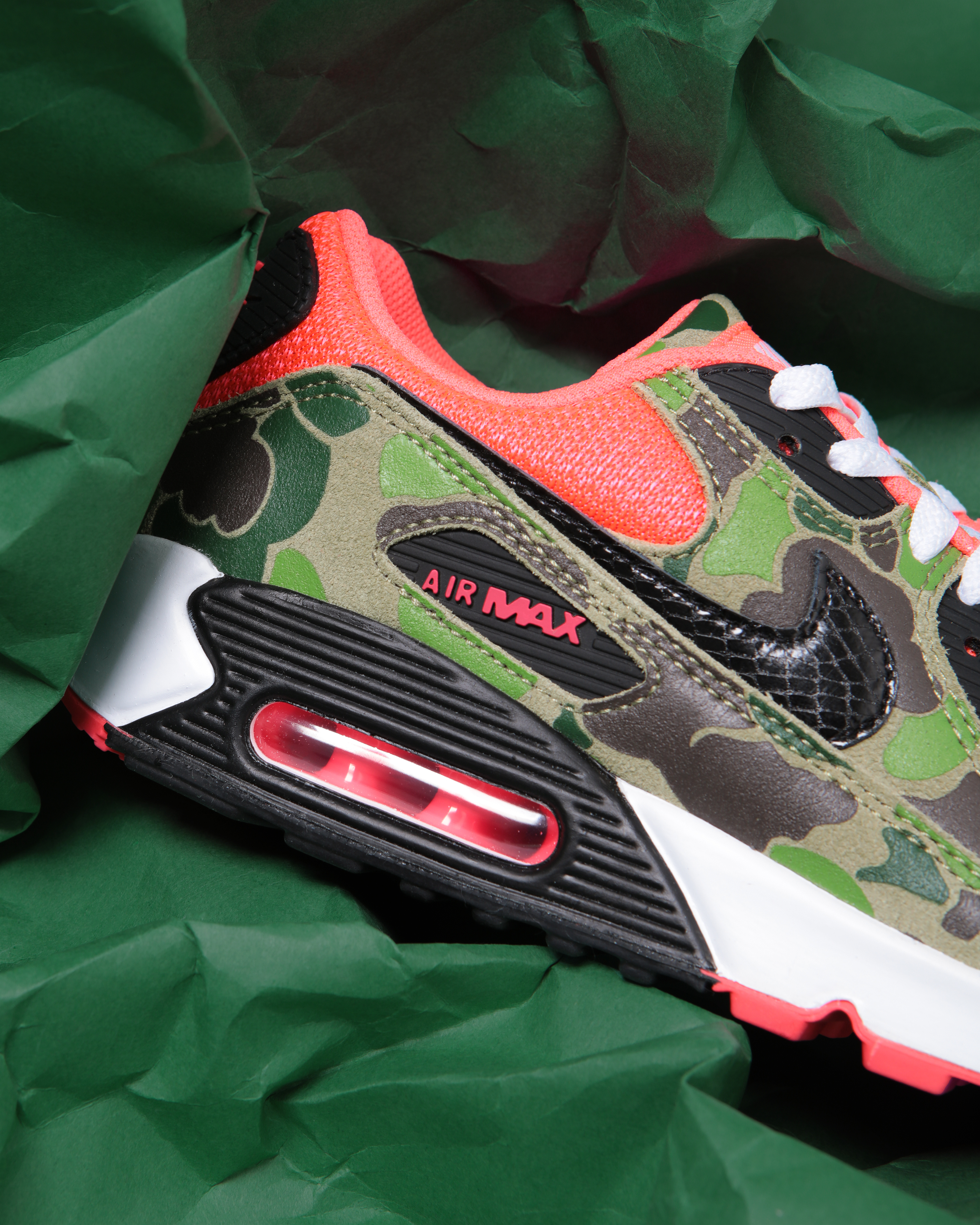 Nike thea shop camo the hunt