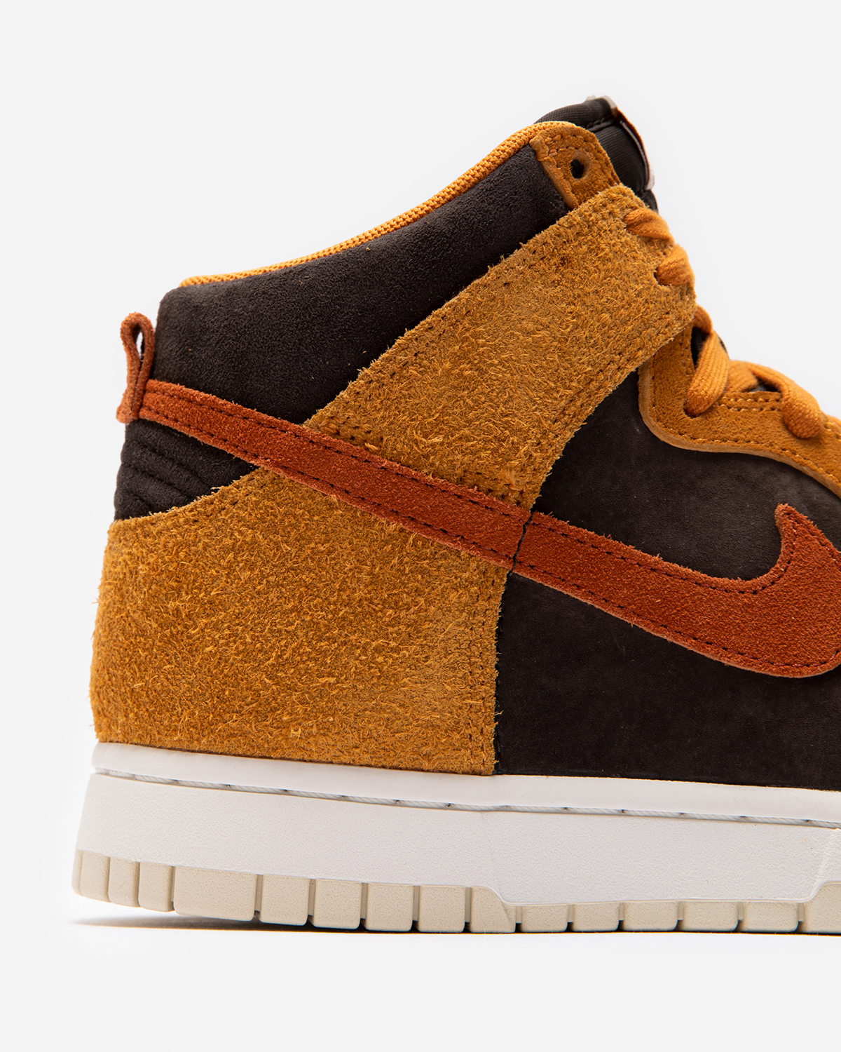 nike dunk high retro velvet brown