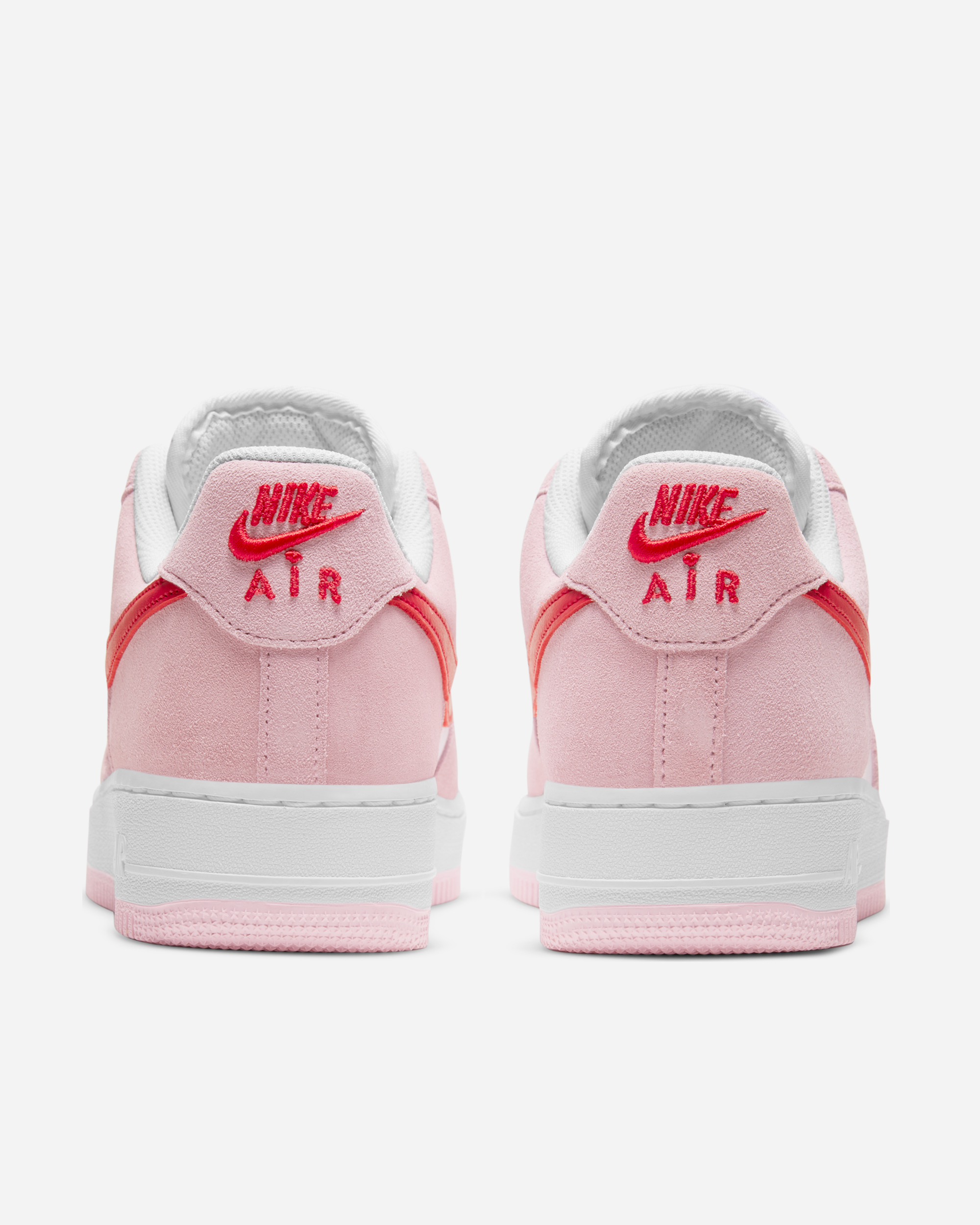 Light pink air hotsell force 1 with heart