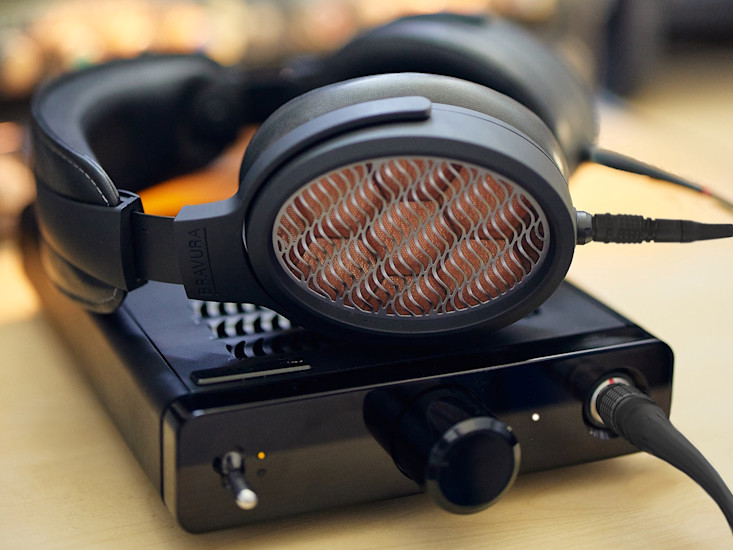 Studio Magazin Front Page Image