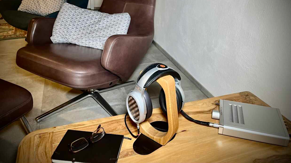 HiFi-IFAs BRAVURA Headphone System Review Photo