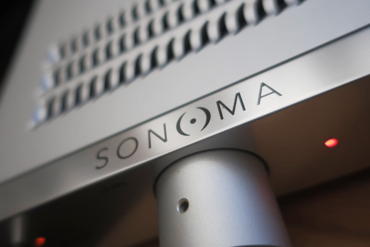 Hi-Fi Voice Magazin - Photos of BRAVURA Sonoma Amp