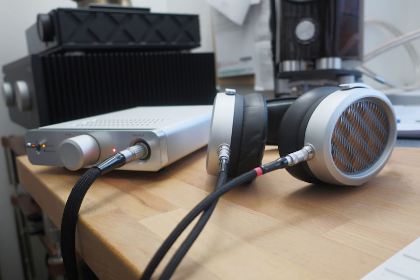 BRAVURA Headphone System from Hi-Fi Voice Magazin, Czech Republic