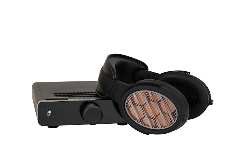 Black BRAVURA Headphone System from Warwick Acoustics Product Image