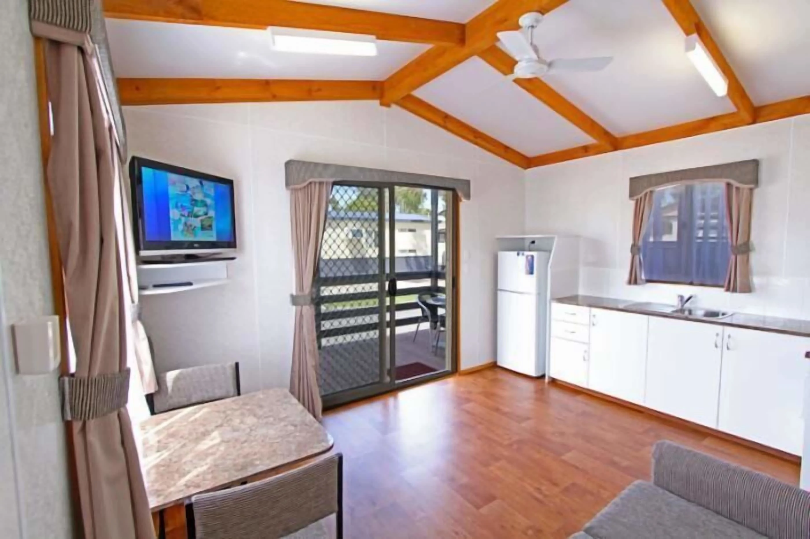 Photo of Apollo Bay Holiday Park property