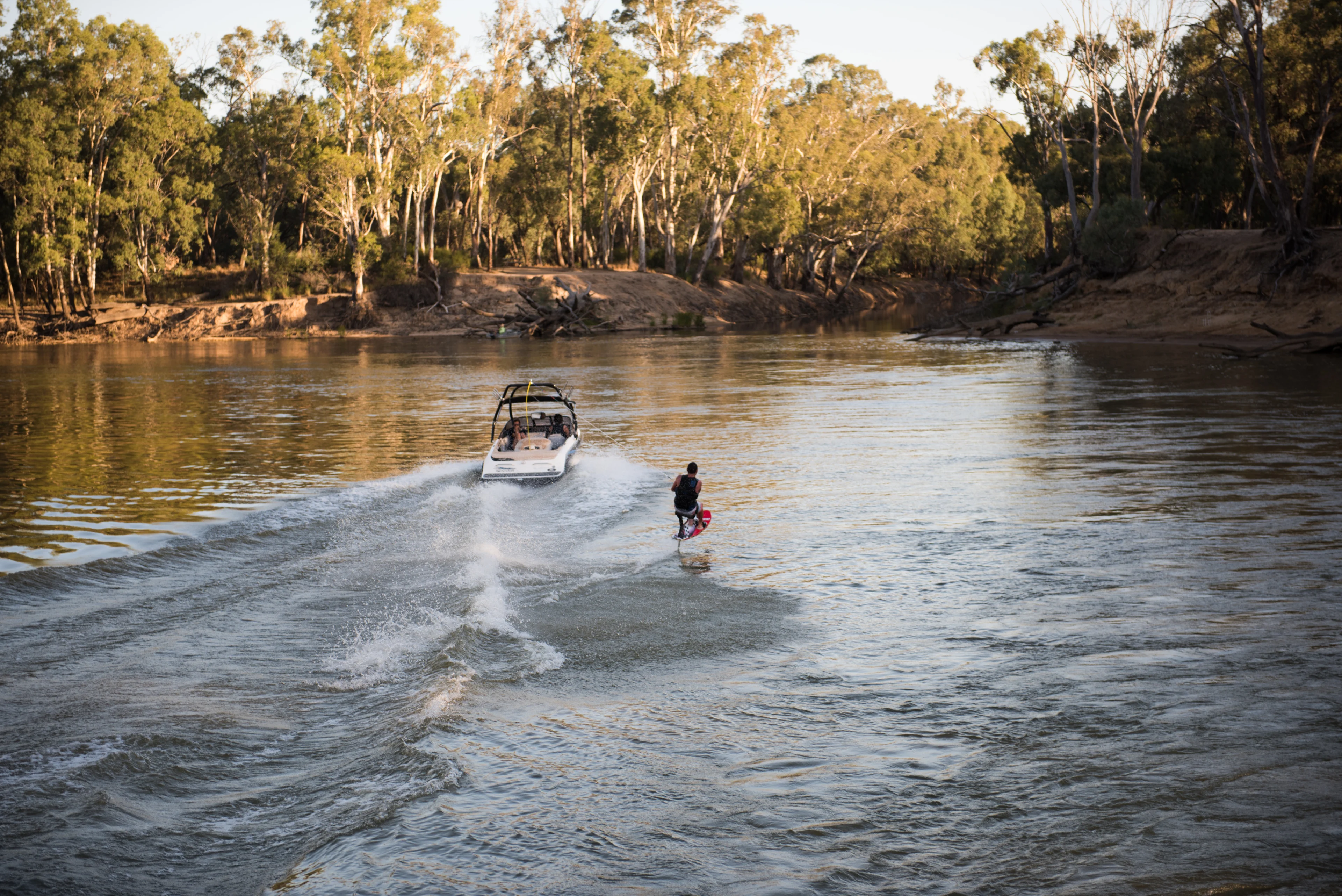 Hydrofoil on the Murray River near Echuca-Moama