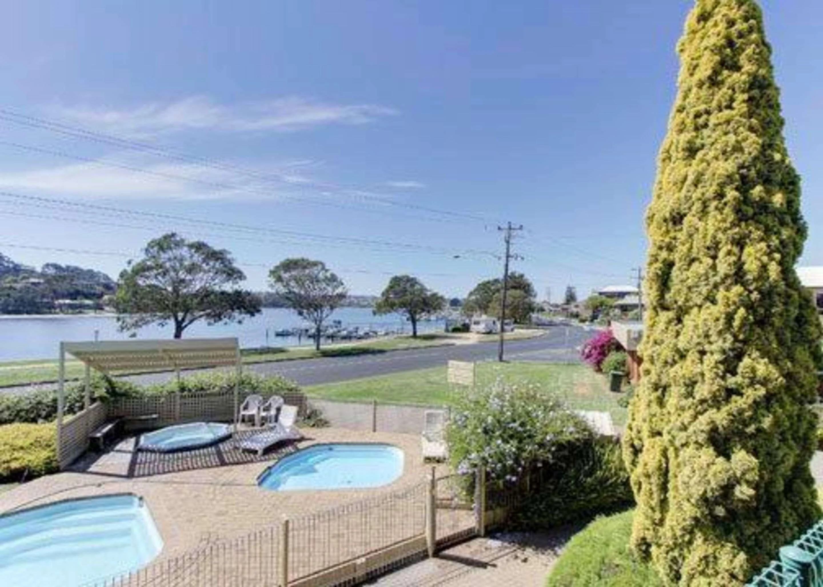 Photo of Comfort Inn and Suites Lakes Entrance property