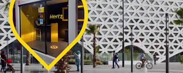 Hertz agence de location de voitures à la gare de train oncf de Kenitra