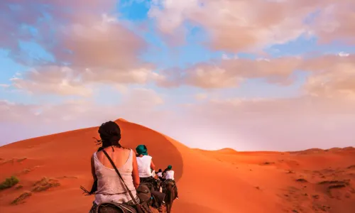 Découvrez Merzouga, un désert merveilleux pas loin de Ouarzazate