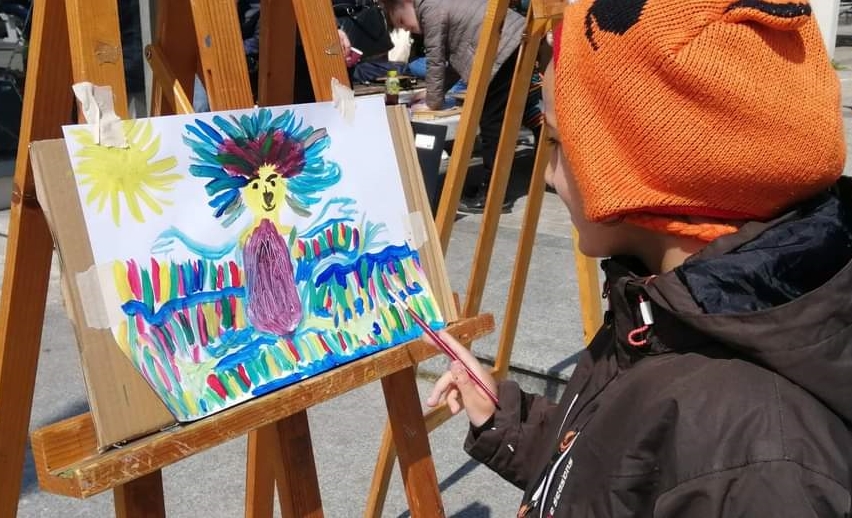 Рисунка на площада