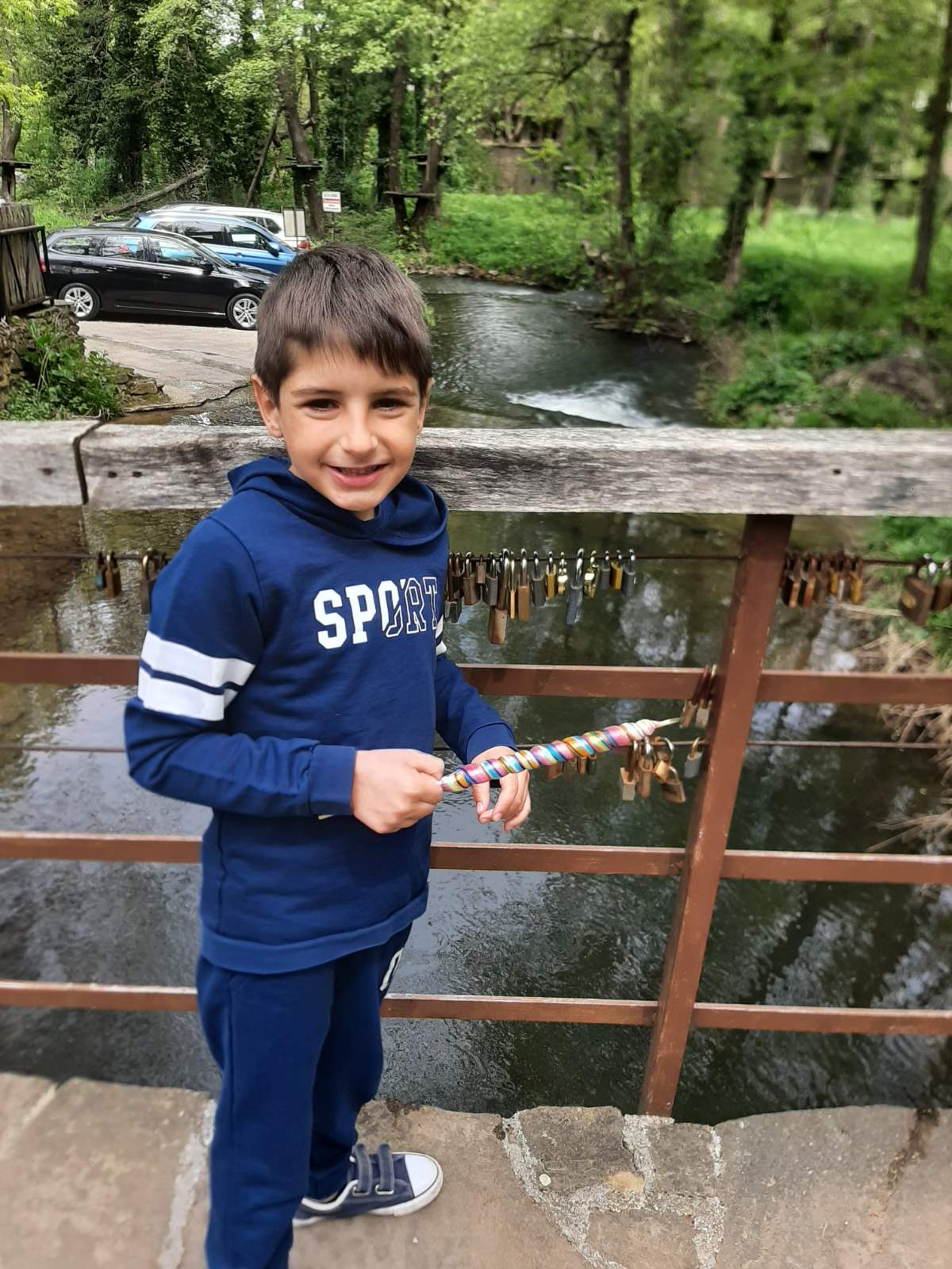 Радослав Николов