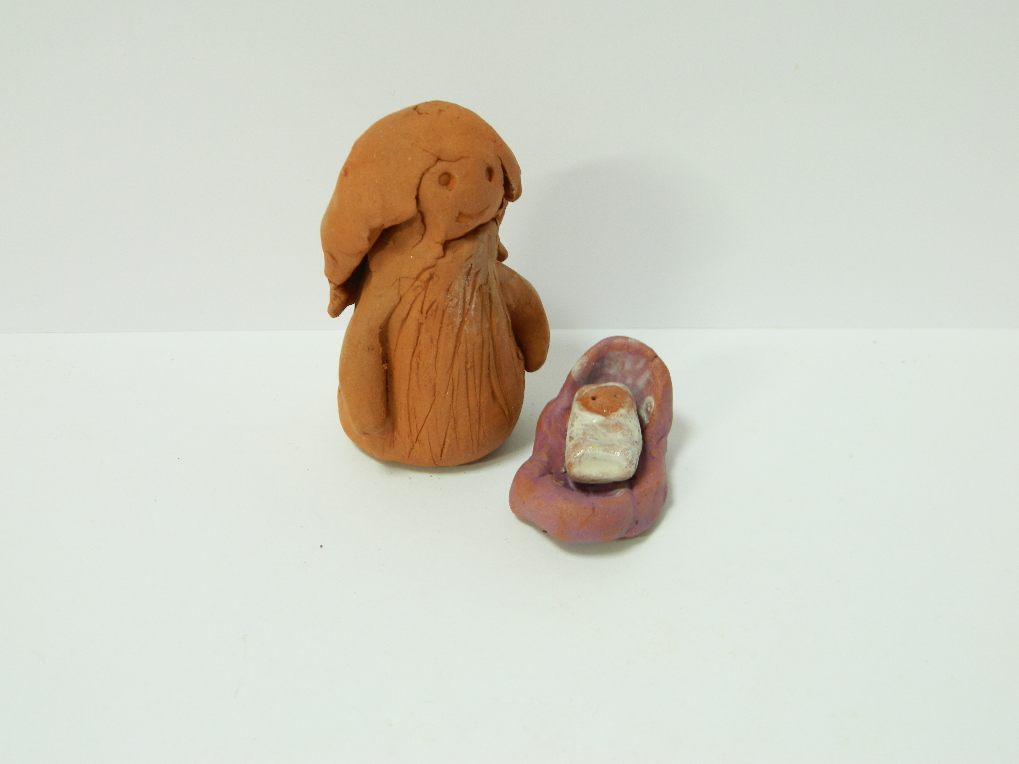 Мария с Божия син в люлка