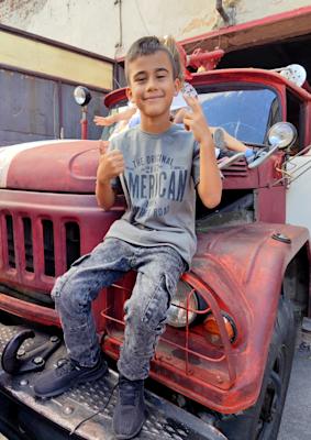 Арда Рамадан, 7 г.