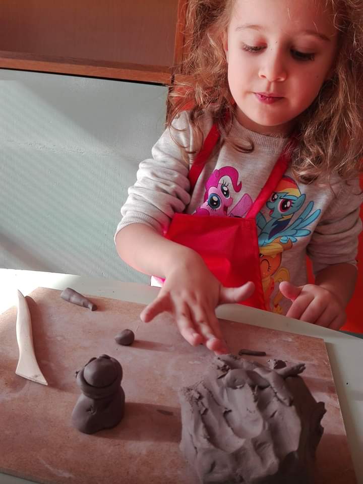 Мила Генева