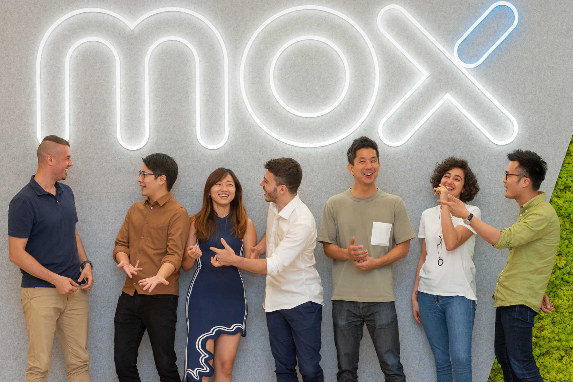 Mox助你展開提升財務狀況的旅程