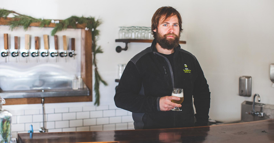 Podcast Episode 121: Transient Artisan Ales Founder Chris Betts Talks Dry Hazy IPAs, Michigan Hops, and Spontaneous Fermentation Image