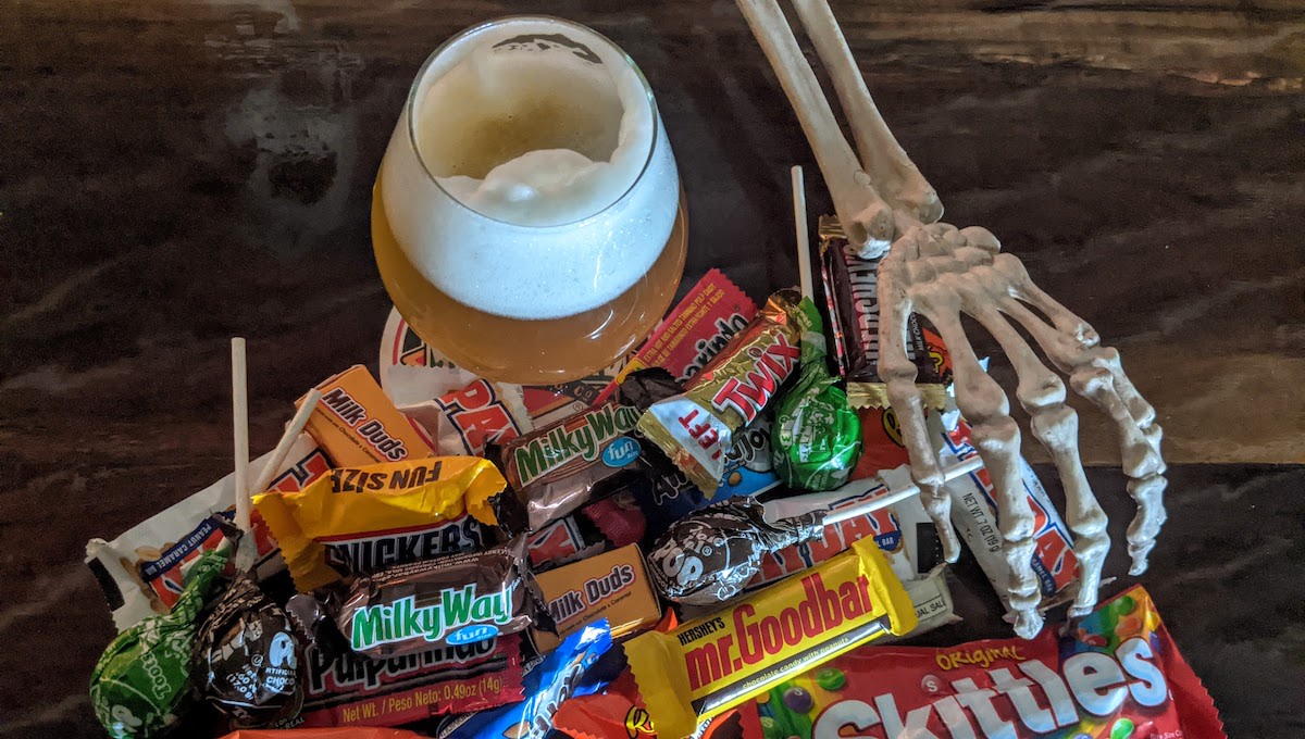 Halloween Candy & Beer Pairings 2020 Primary Image