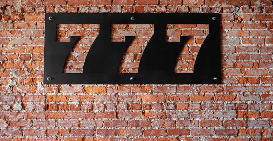 Video Tip: Choosing Hops for Quality and Consistency Image