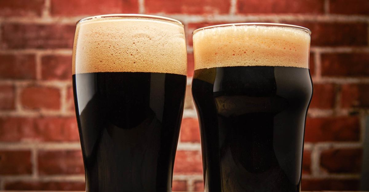 What Exactly Is the Difference Between Stout and Porter? Craft Beer