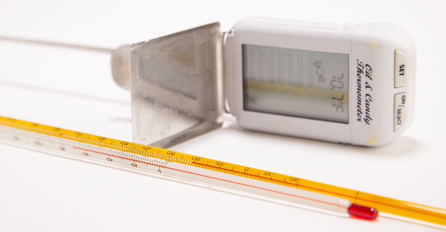 Frugal Brewing: Choosing a Thermometer Image