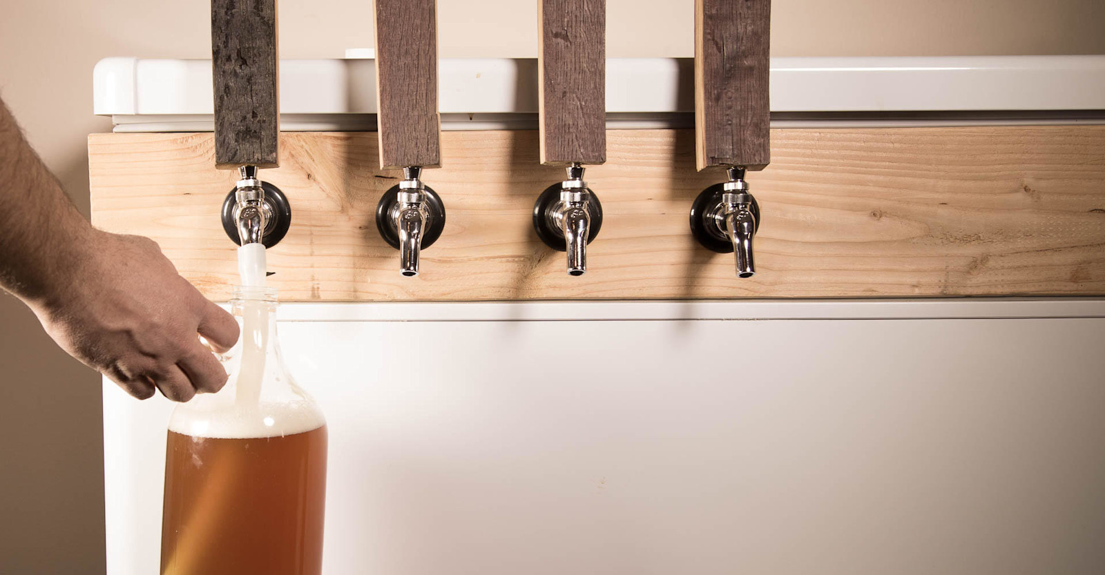 9 Tips for a Perfect Growler Fill Primary Image