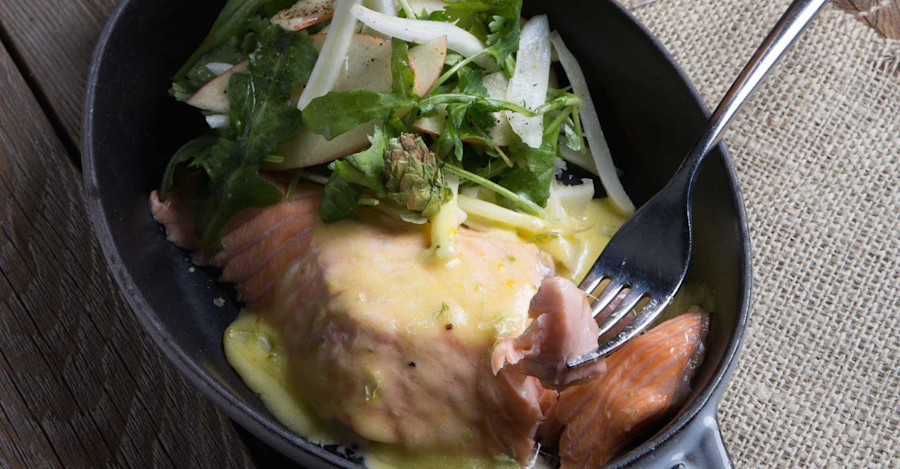 Beer-Poached Salmon in Hops Bearnaise Recipe Image